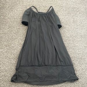 Lululemon tank with attached bra